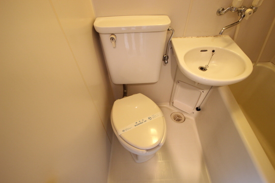 トイレ　※別部屋の写真です