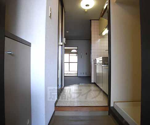 玄関　玄関からの視点です。