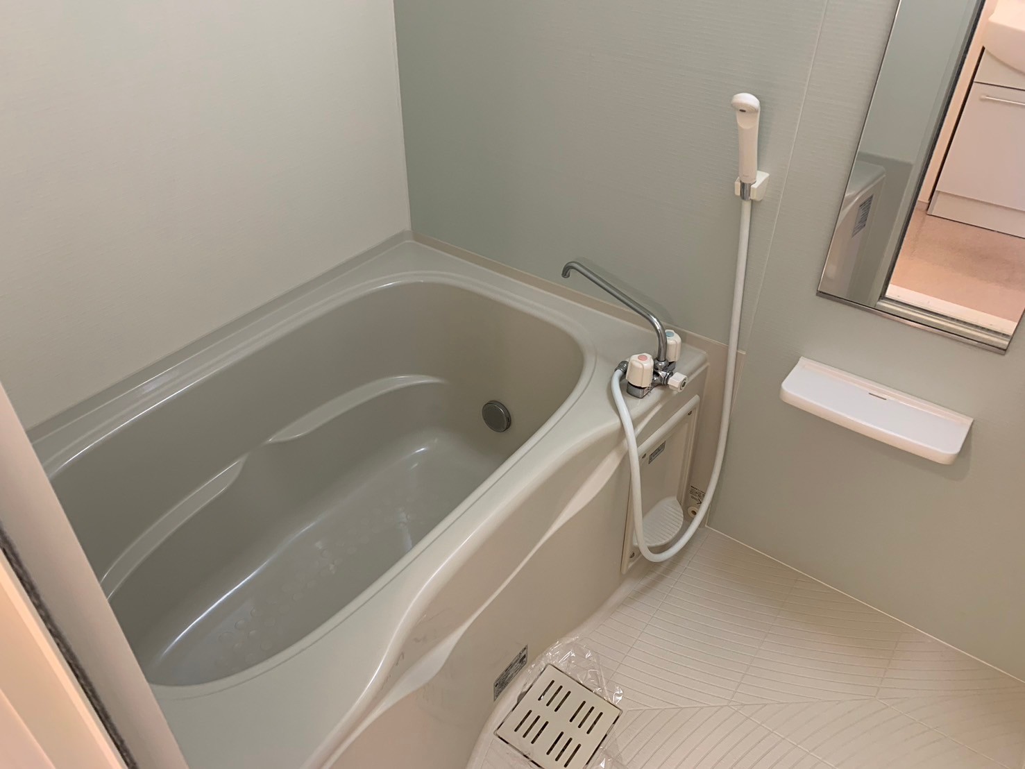 バス・シャワールーム　※別部屋モデル写真