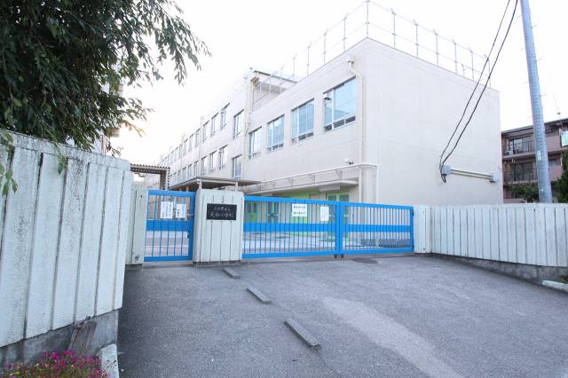 コンビニ　ファミリーマート天白土原店（コンビニ）まで297m