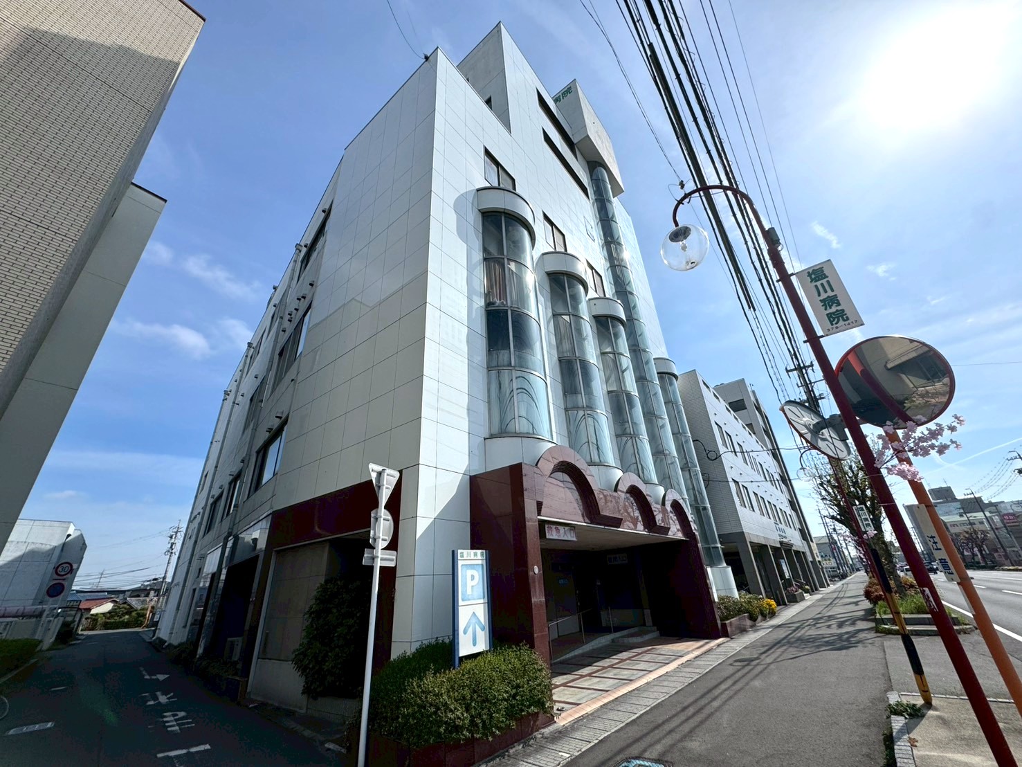 銀行　三十三銀行　平田町駅前支店（銀行）まで588m