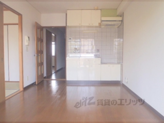 居室・リビング　リビング