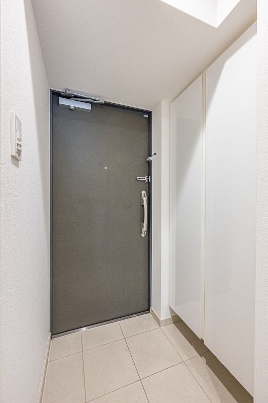 玄関　収納もある玄関です