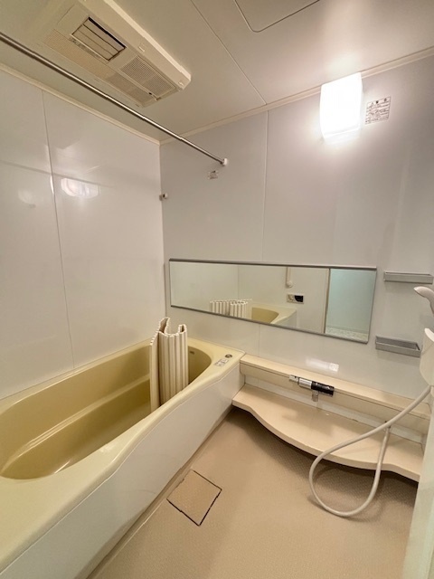 バス・シャワールーム　浴室