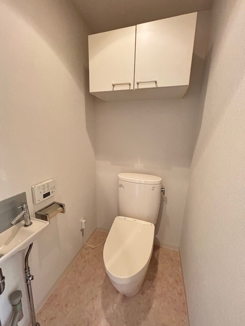 トイレ　トイレ（４階）