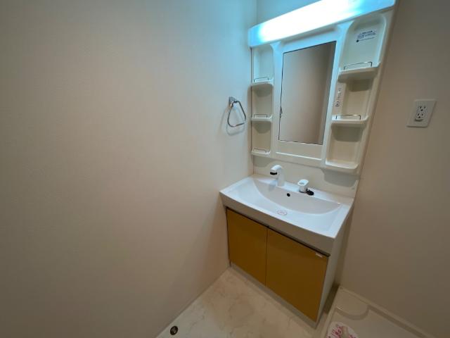 洗面設備　洗髪洗面化粧台