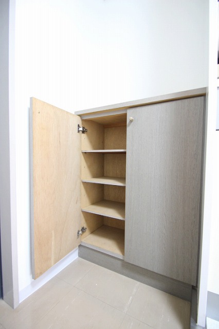 収納　同物件、別号室のものです。