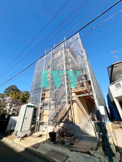建物外観　建築中