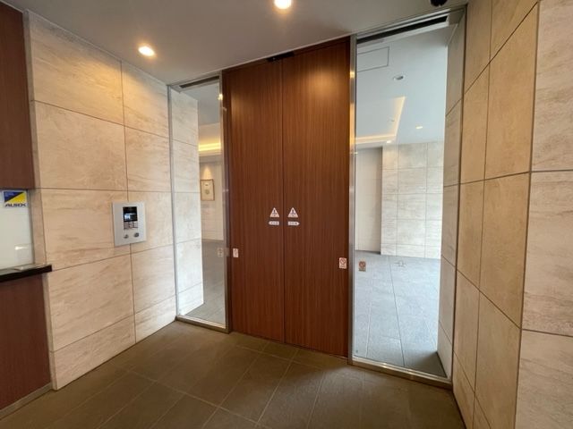 エントランス　収納