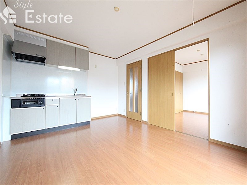 居室・リビング　内装