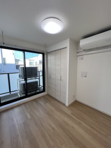 その他設備　ゆったり過ごせる居間です