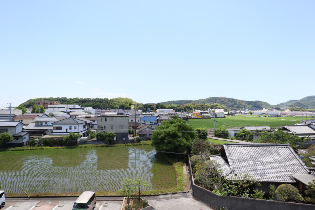 眺望　高層階で眺めが良く、夏は花火も楽しめます。