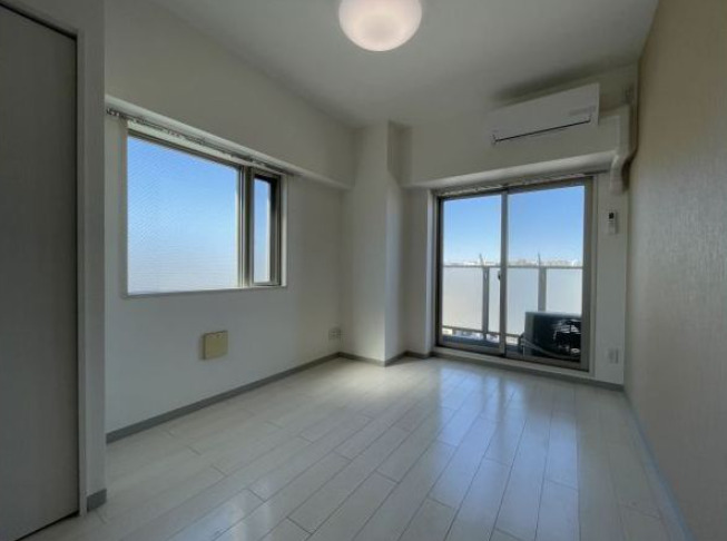 居室・リビング　別号室参考写真