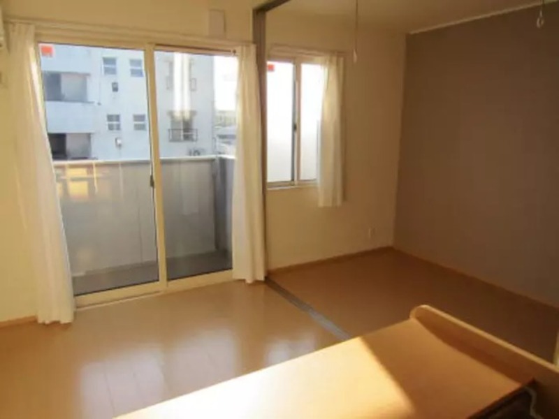 居室・リビング　図面と現状に相違がある場合には現状を優先