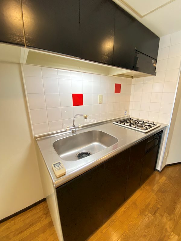 キッチン　別室の画像です、ご参考までに