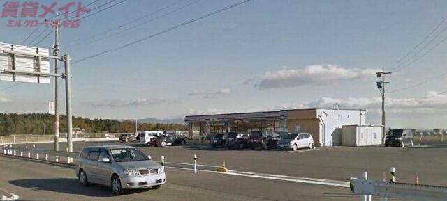 コンビニ　セブンイレブン菰野町千草店（コンビニ）まで781m