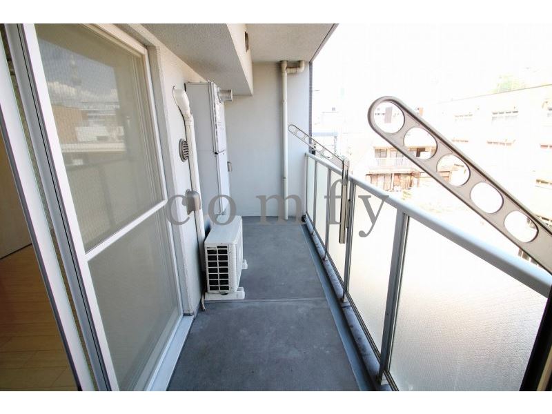 バルコニー　南東向きのバルコニー