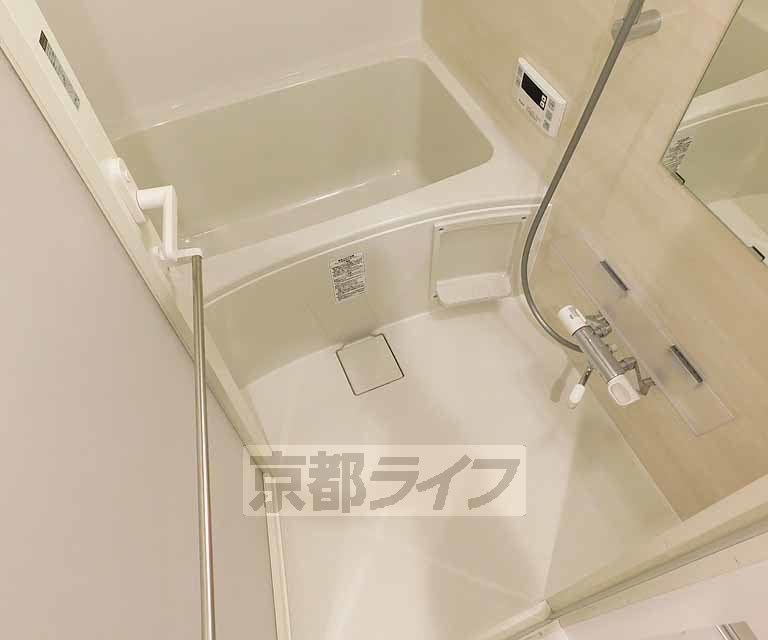 バス・シャワールーム　ゆったりバスタイムできます１