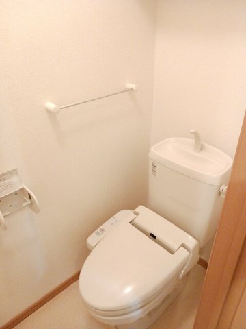 トイレ　コンパクトで使いやすいトイレです