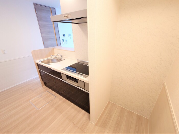 キッチン　3口IHシステムキッチン