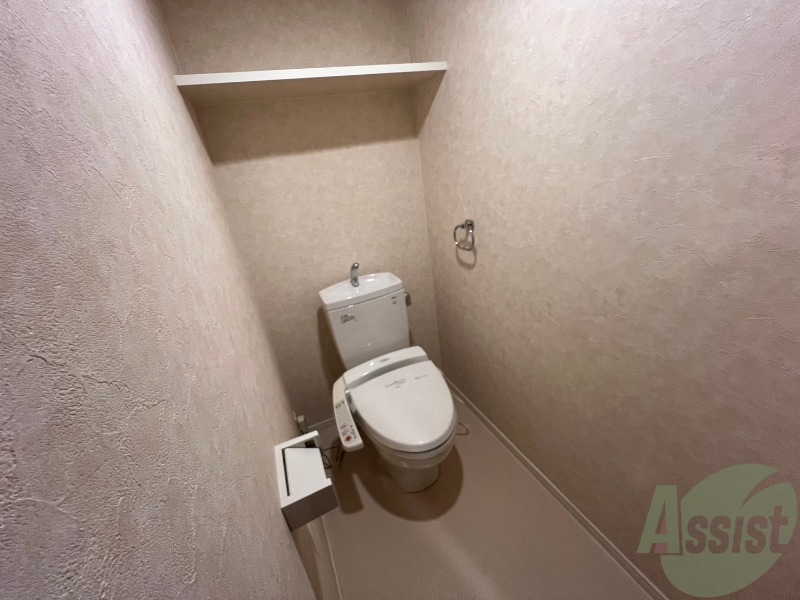 トイレ　トイレは温水洗浄便座付きなのでとても快適です