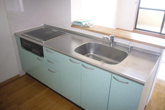 キッチン　システムキッチン（ＩＨコンロ付き）