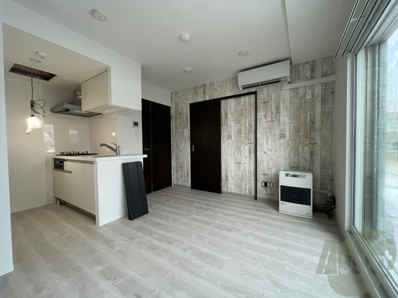 居室・リビング　明るいお部屋は気持ちよく過ごせそうですね。