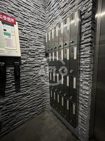 ロビー　EL-Sia Shin-Osaka　ロビー