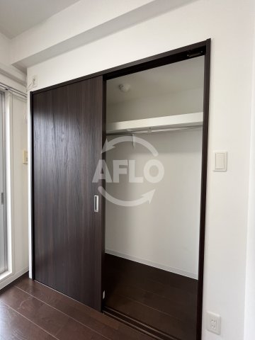 収納　EL-Sia Shin-Osaka　クローゼット