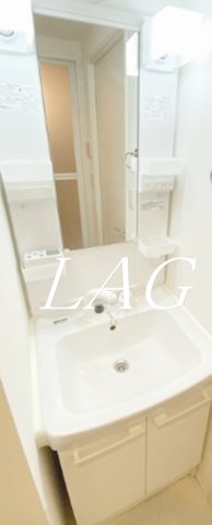 洗面設備　独立洗面台です。