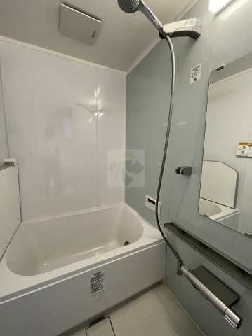 バス・シャワールーム　クレ・ドゥ・レスポワール