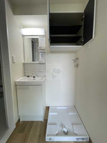 洗面設備　クレ・ドゥ・レスポワール