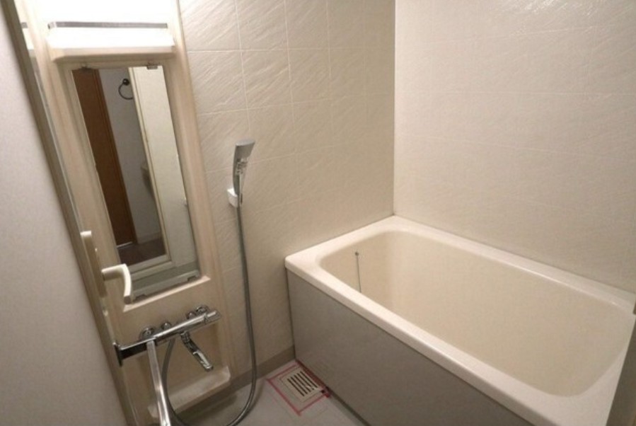 バス・シャワールーム　風呂