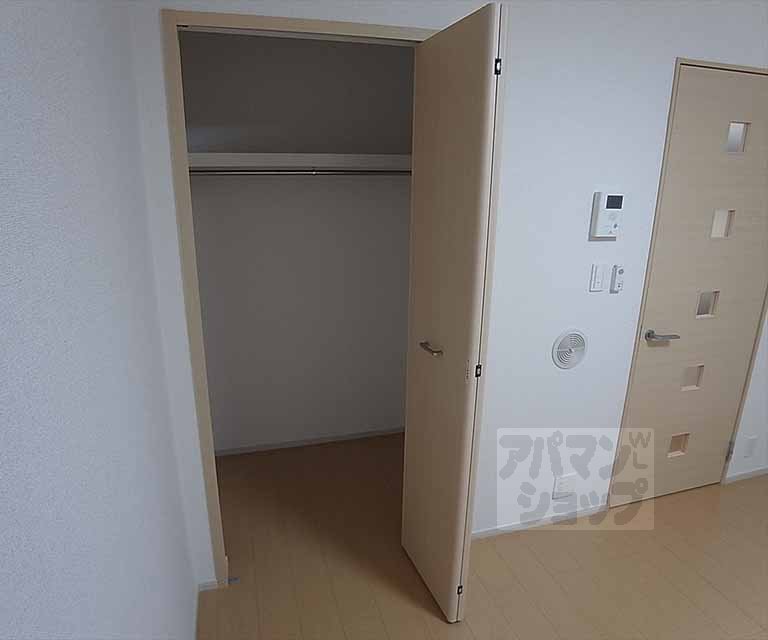 収納　クローゼット