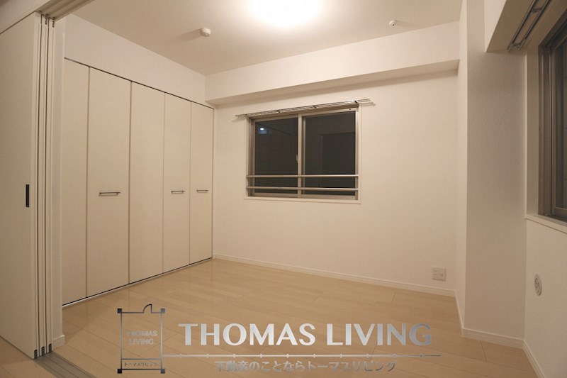 その他部屋・スペース　角部屋のみ側面に窓があります。