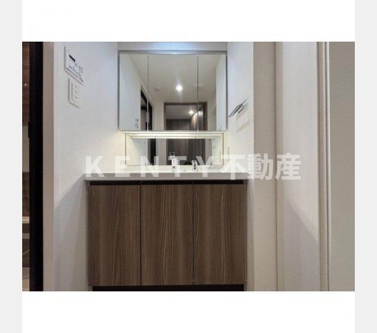 洗面設備　忙しい朝には欠かせない洗面所です