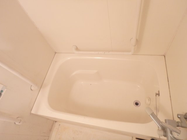 バス・シャワールーム　お風呂です