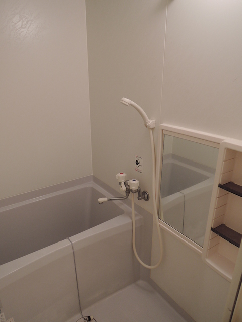 バス・シャワールーム　バスルーム