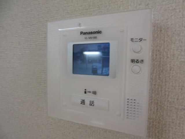 セキュリティ　★TVモニターホンはカラーがいいですね★