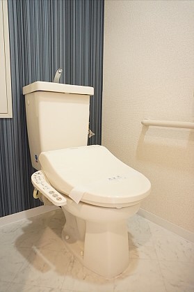 トイレ　※別部屋の写真です