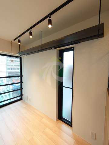 居室・リビング　raum神楽坂