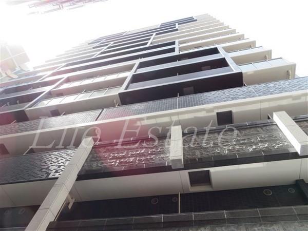 建物外観　工事中