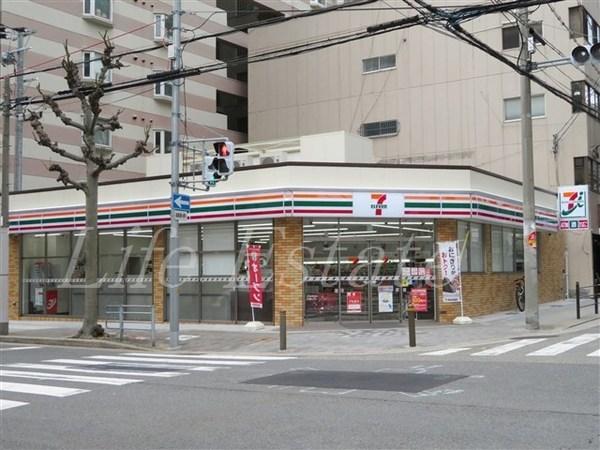 コンビニ　セブンイレブン 大阪大手通１丁目店（コンビニ）まで88m