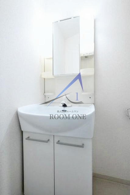 洗面設備　洗面台です。