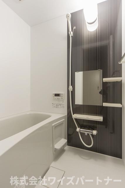 バス・シャワールーム　※別部屋写真の為、現状優先