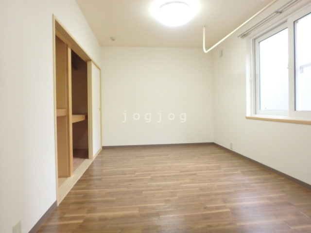 その他部屋・スペース　洋室１（居間横）