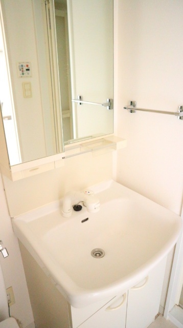 洗面設備　同タイプ参考写真