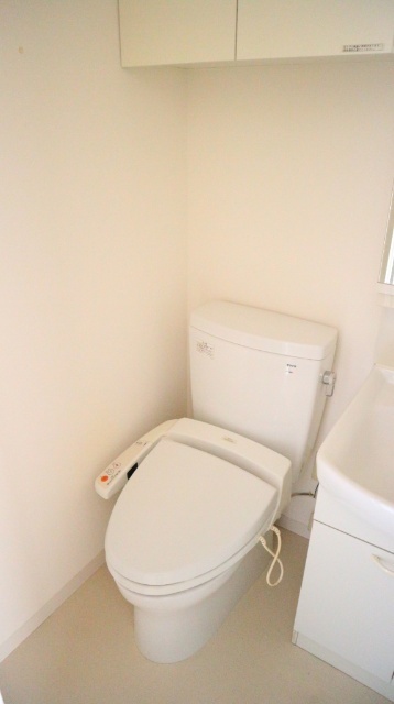 トイレ　同タイプ参考写真