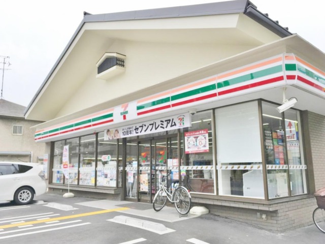 コンビニ　セブンイレブン神戸魚崎南町4丁目店（コンビニ）まで408m