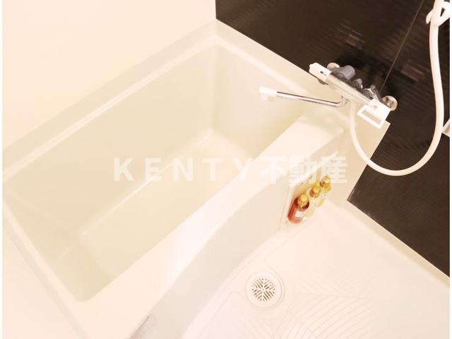 バス・シャワールーム　お風呂です